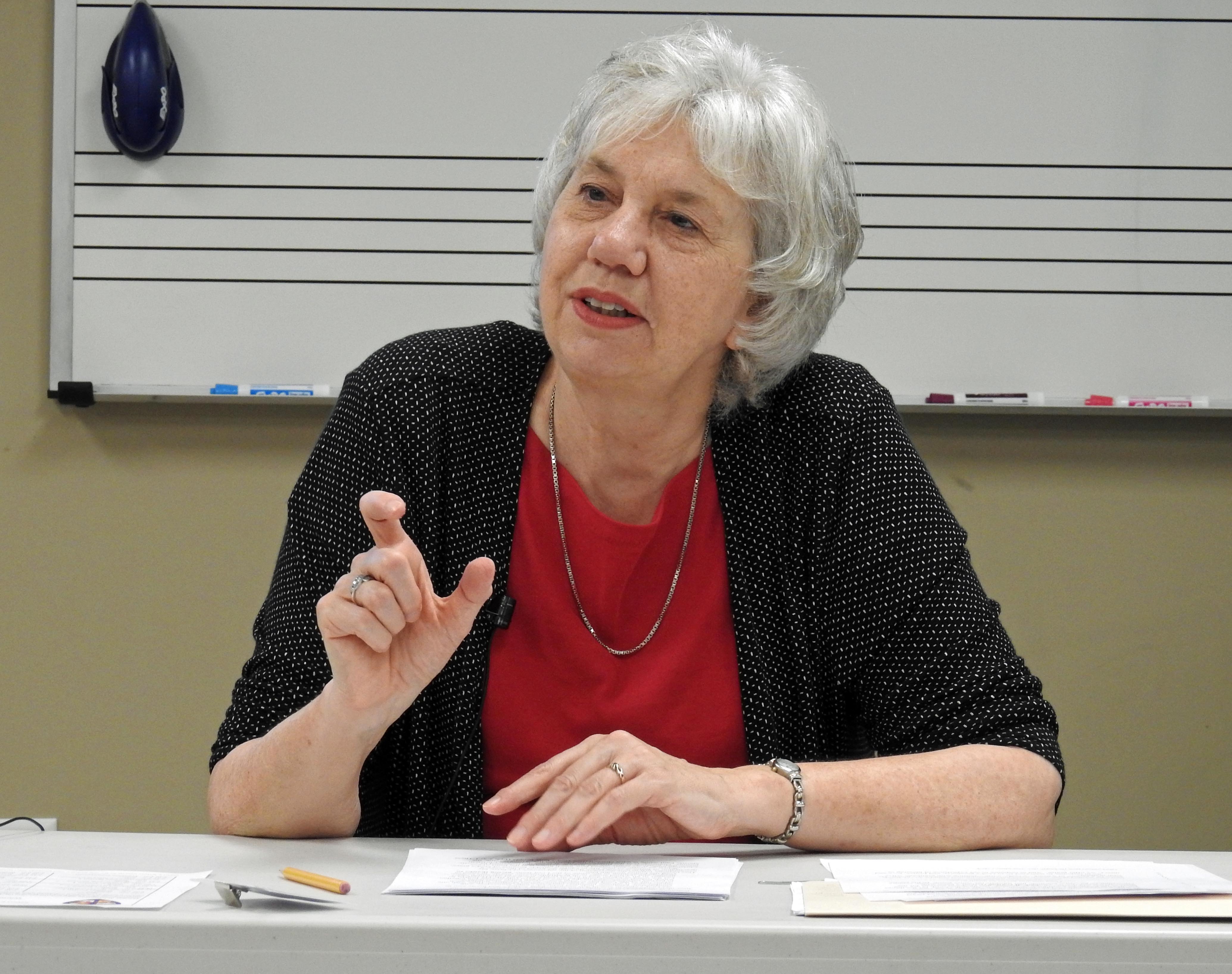 Dr. Christine Pohl
