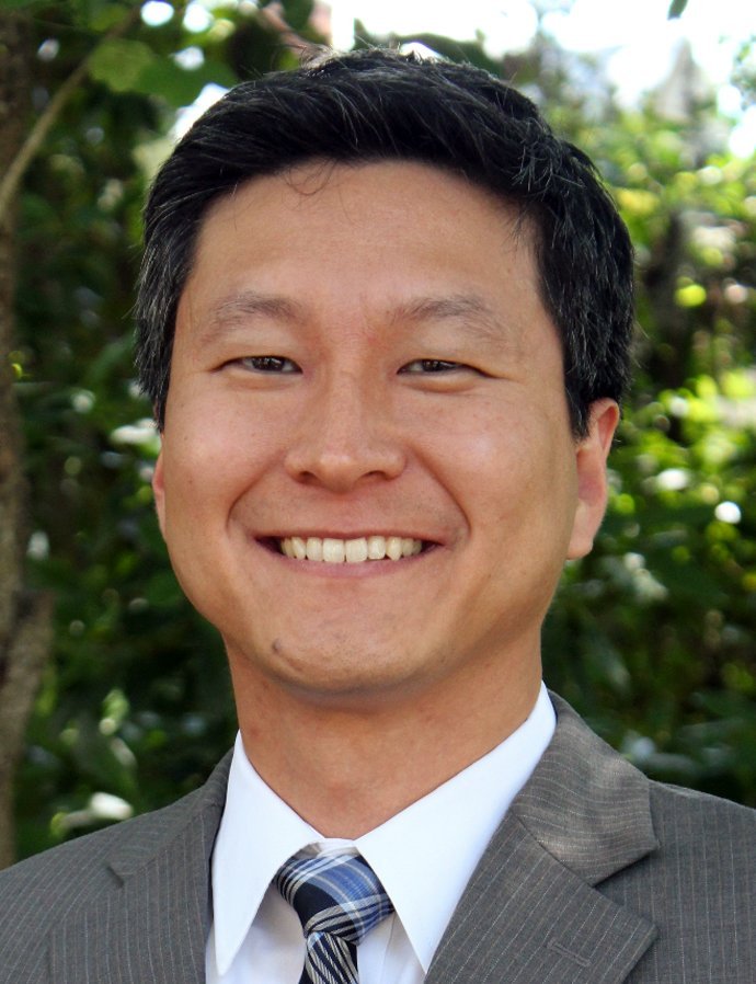 Dr. Carl Park